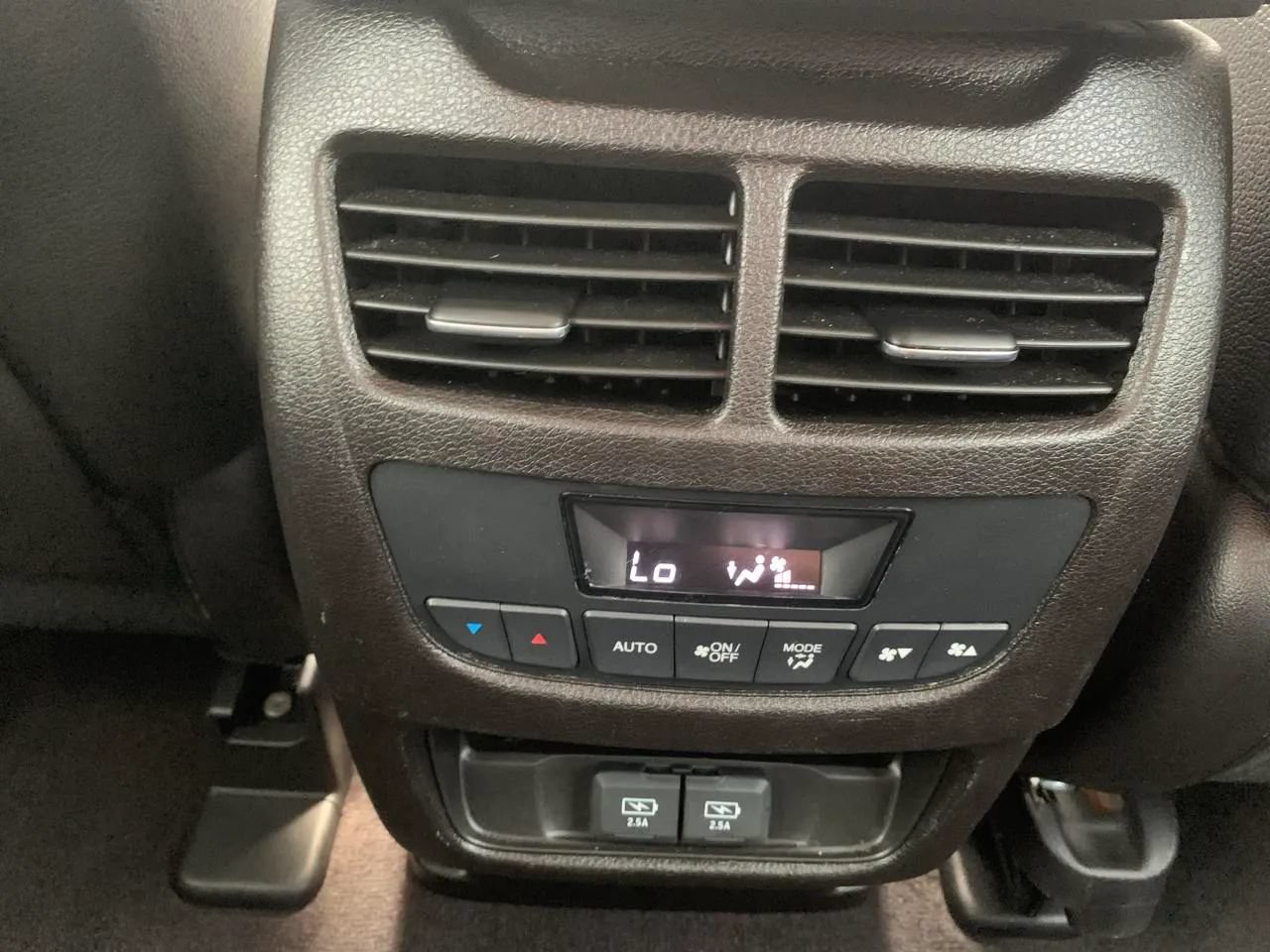 Used 2019 Acura MDX w/ Technology Package FWD image 12