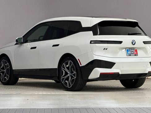 Certified 2022 BMW iX xDrive50 w/ Premium Package image 3