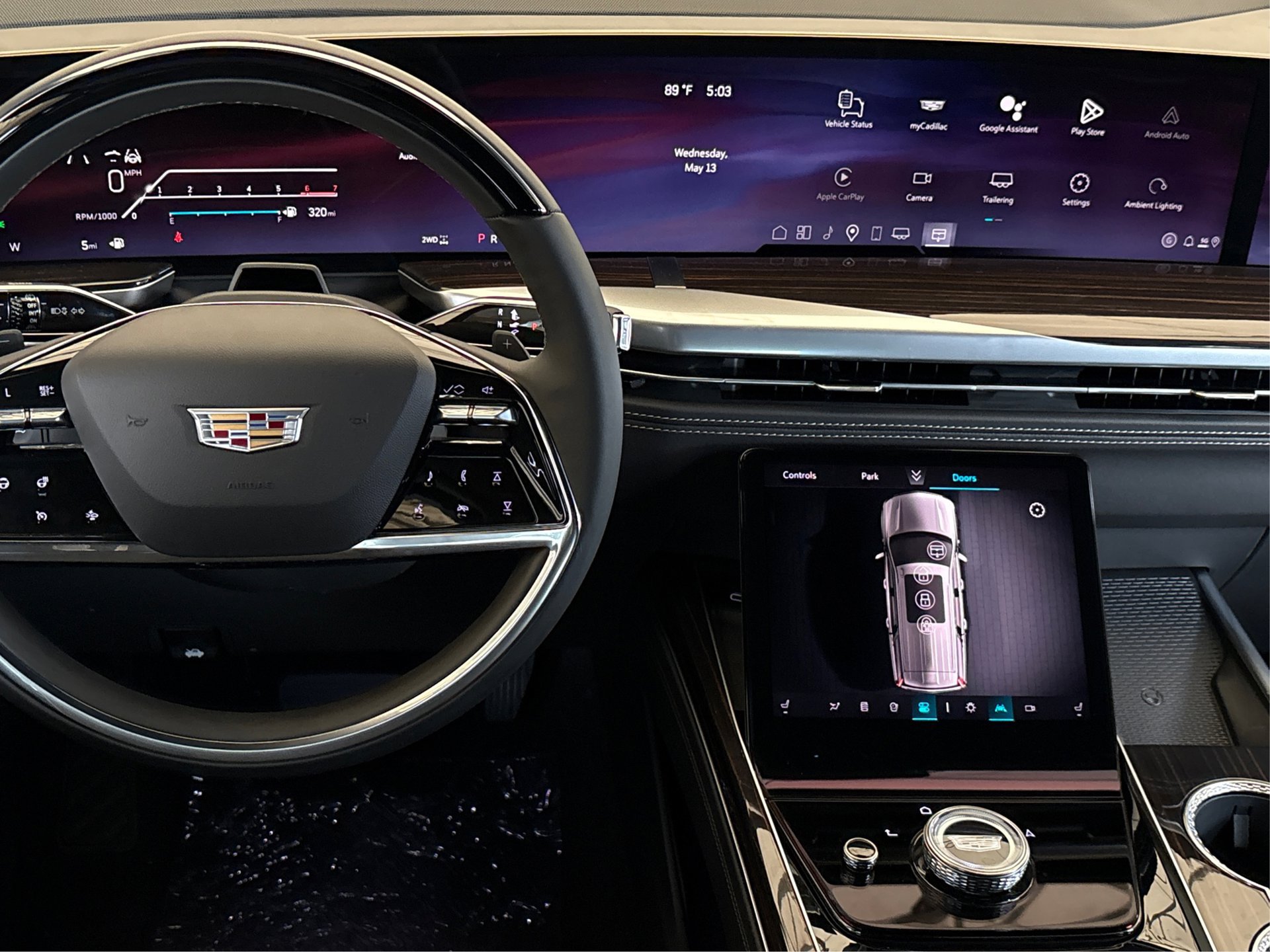 New 2026 Cadillac Escalade Luxury w/ LPO, Radiant Package AWD/4WD image 16