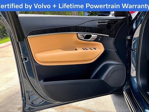 Used 2023 Volvo XC90 B6 Ultimate w/ Protection Package Premier AWD/4WD image 24