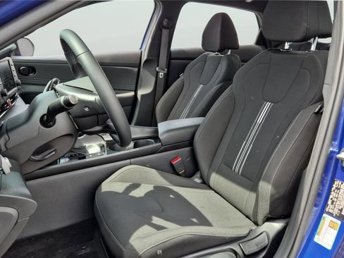 Used 2026 Hyundai Elantra SEL Sport Premium image 10