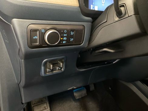 New 2026 Ford Maverick Lariat image 17