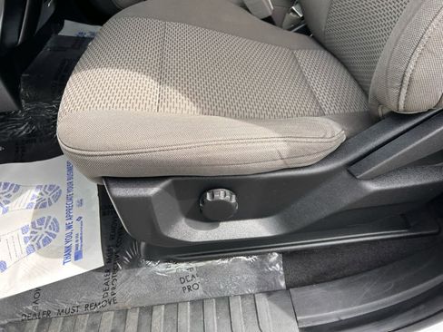 Used 2018 Ford F150 XLT RWD image 11