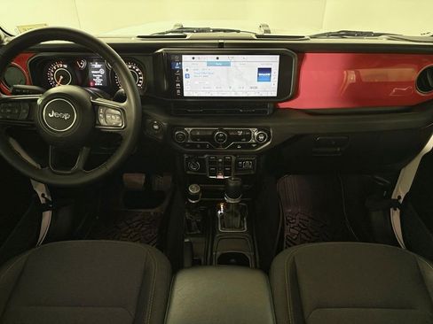 Used 2024 Jeep Gladiator Sport AWD/4WD image 32
