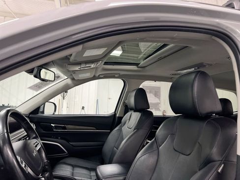 Used 2022 Kia Telluride EX w/ EX Premium Package image 20