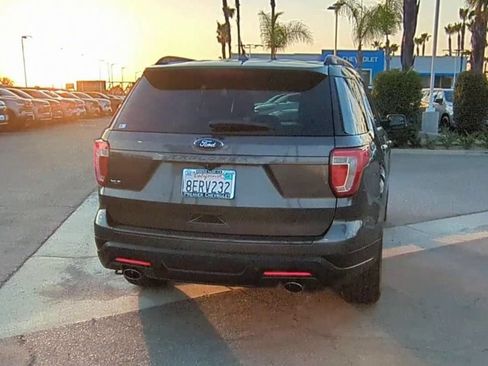 Used 2018 Ford Explorer XLT w/ Equipment Group 202A FWD image 7