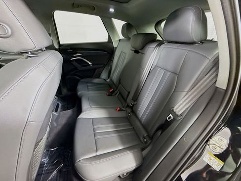 Certified 2025 Audi Q5 Premium Plus AWD/4WD image 19
