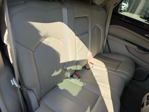 Used 2015 Cadillac SRX Performance w/ Driver Awareness Package image 8