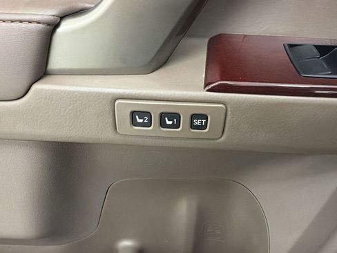 Used 2015 Lexus GX 460 w/ Premium Package AWD/4WD image 19