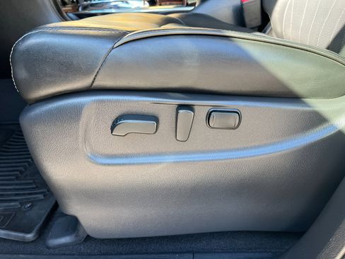 Used 2016 INFINITI QX80 4WD w/ Deluxe Technology Package image 15