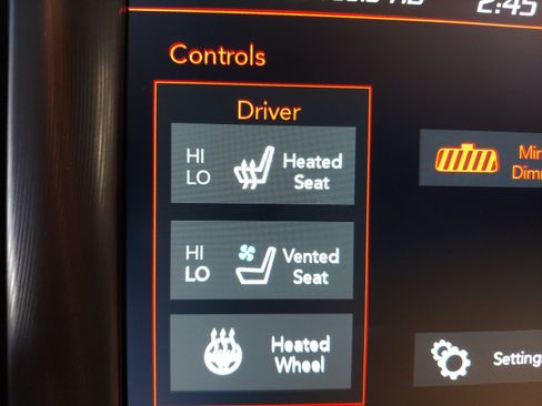 Used 2020 Dodge Challenger R/T Scat Pack w/ Shaker Package RWD image 3