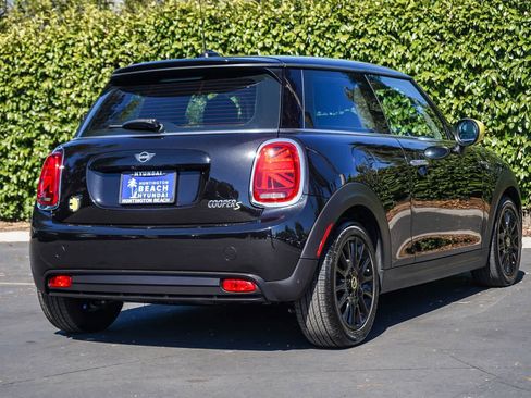 Used 2022 MINI Cooper SE FWD image 6