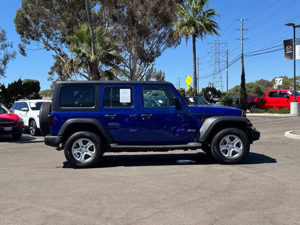 Used 2018 Jeep Wrangler Unlimited Sport S AWD/4WD image 30