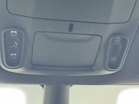 New 2026 Chrysler Pacifica Select image 26