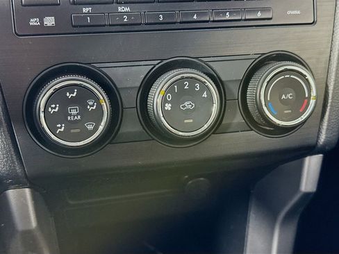 Used 2015 Subaru Forester 2.5i w/ Alloy Wheel Package image 10