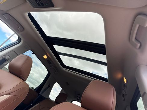 New 2026 Nissan Pathfinder Platinum AWD/4WD image 22
