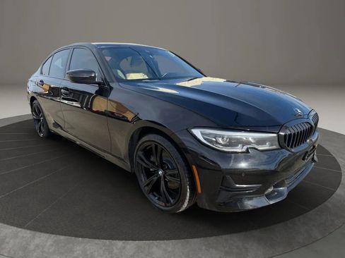 Used 2022 BMW 330i xDrive Sedan w/ Driving Assistance Package image 3