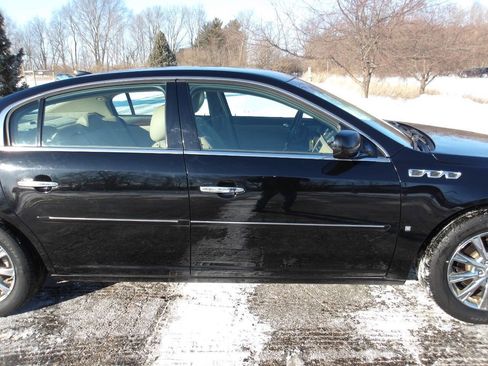 Used 2009 Buick Lucerne CXL image 29