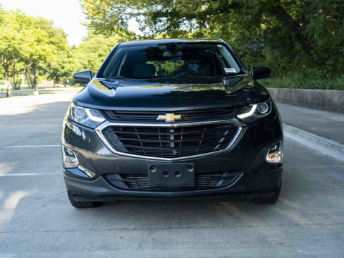 Used 2018 Chevrolet Equinox LT FWD image 3
