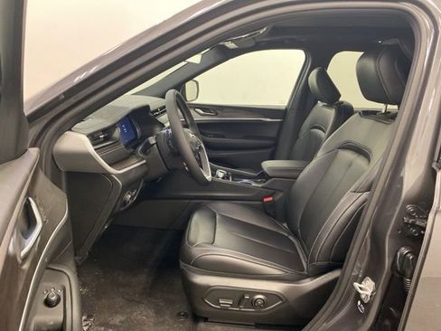 New 2026 Jeep Grand Cherokee L Limited image 8