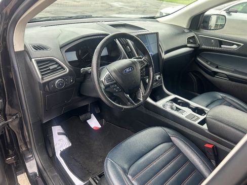 Used 2022 Ford Edge SEL w/ Sport Appearance Package AWD/4WD image 11