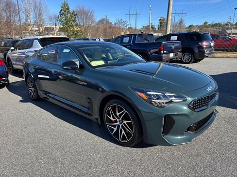 Used 2023 Kia Stinger GT-Line w/ Sun & Sound Package image 3