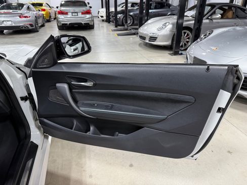 Used 2016 BMW M2 RWD image 41