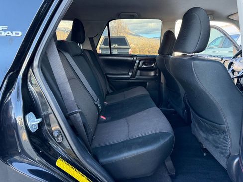 Used 2019 Toyota 4Runner TRD Off Road 4x4 4dr SUV image 21