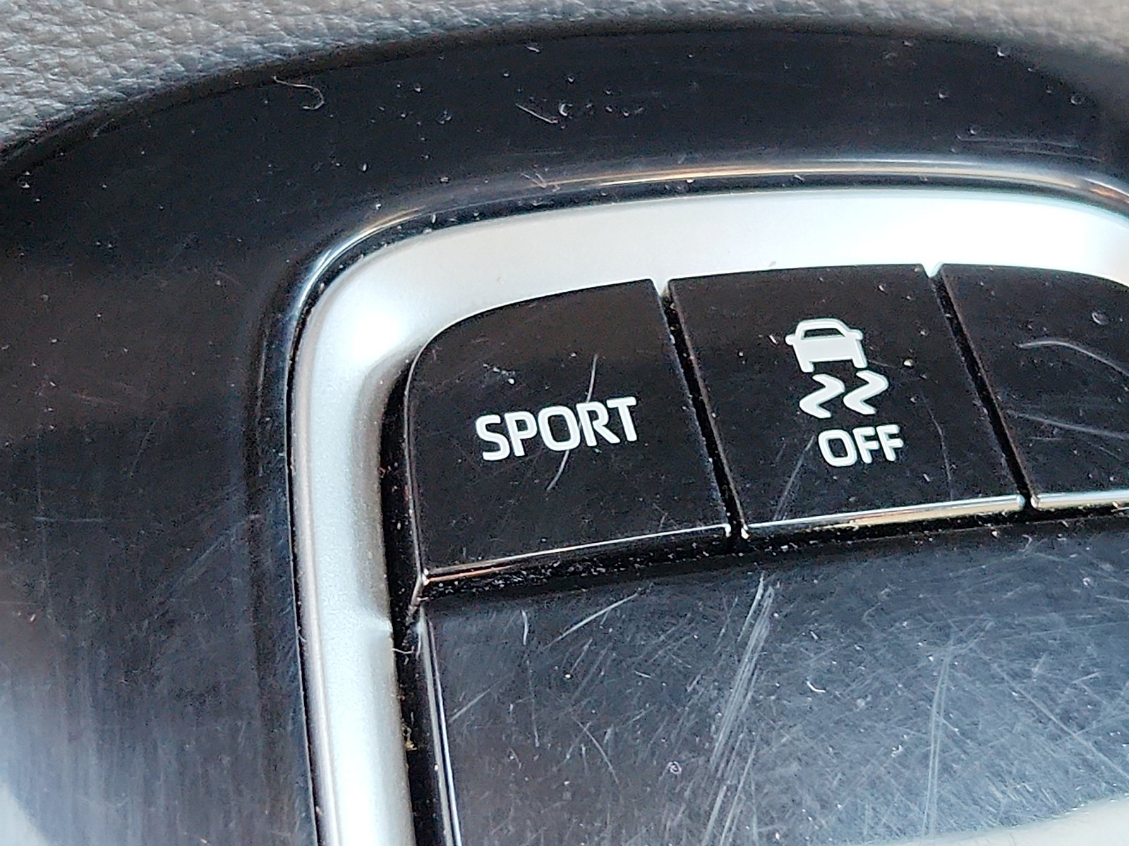 Used 2021 Toyota Corolla SE w/ Carpet Mat Package (TMS) FWD image 22