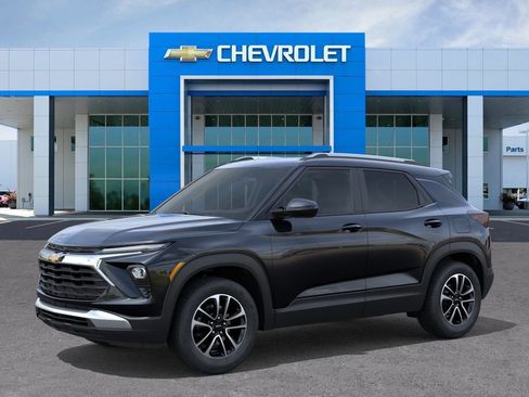 New 2026 Chevrolet TrailBlazer LT w/ Convenience Package FWD image 2