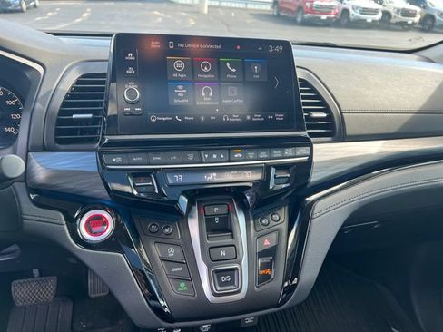 Used 2025 Honda Odyssey Elite image 21