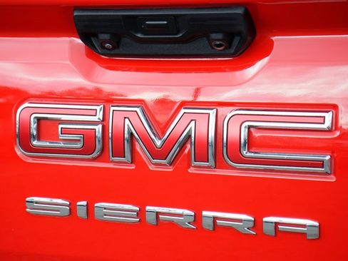 Used 2024 GMC Sierra 1500 Pro w/ Graphite Edition image 43
