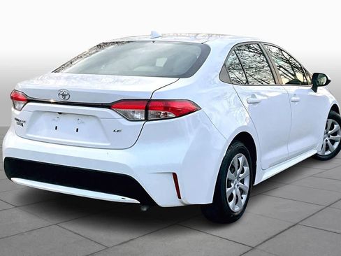 Used 2020 Toyota Corolla LE image 12