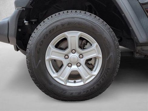 Used 2020 Jeep Wrangler Unlimited Sport S AWD/4WD image 22