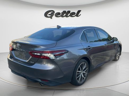 Certified 2021 Toyota Camry XLE w/ Navigation Package FWD image 5