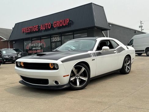Used 2019 Dodge Challenger R/T w/ T/A Package RWD image 20