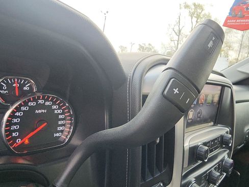 Used 2014 GMC Sierra 1500 SLT w/ SLT Crew Cab Value Package image 16