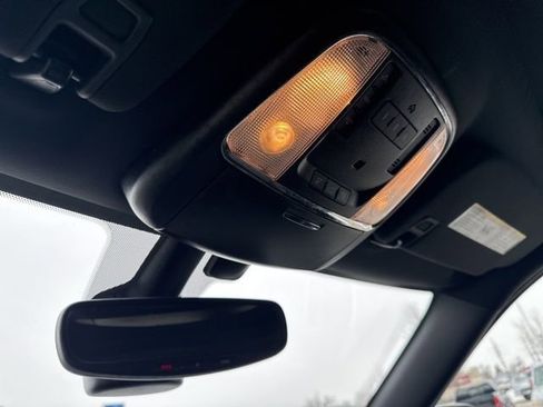 Used 2020 Jeep Grand Cherokee Limited image 18