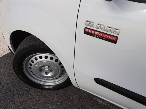 Used 2022 RAM ProMaster City Tradesman w/ Window Group 05 image 3