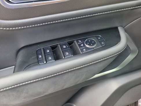 New 2026 INFINITI QX80 Luxe w/ Cargo Package image 15