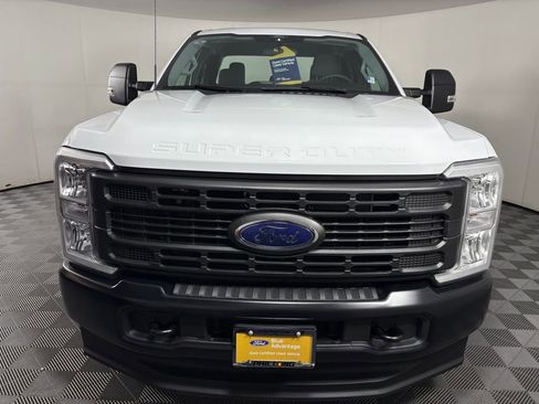 Certified 2025 Ford F350 XL w/ Snow Plow Prep Package image 2