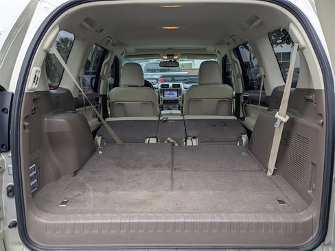 Used 2013 Lexus GX 460 w/ Comfort Plus Pkg image 14