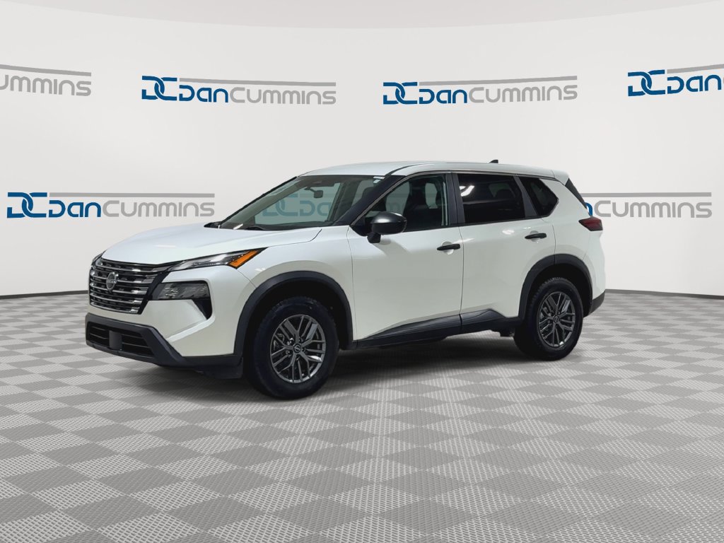 Used 2024 Nissan Rogue S FWD image 4