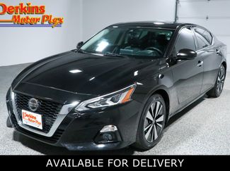 Used 2021 Nissan Altima 2.5 SL FWD video 1