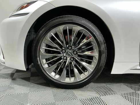 Used 2019 Lexus LS 500 w/ Interior Upgrade Package RWD image 32