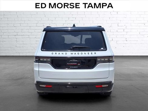 Used 2025 Jeep Grand Wagoneer Series III w/ Quick Order Packagew 28T AWD/4WD image 4