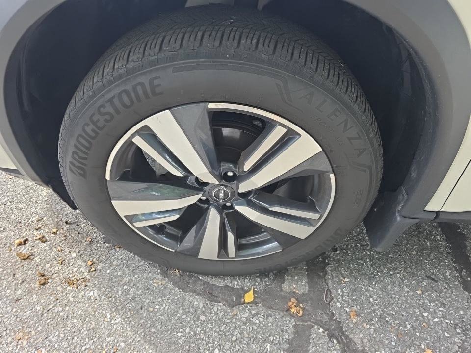 Certified 2023 Nissan Rogue SL AWD/4WD image 16