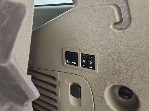 Used 2017 Chevrolet Tahoe LT w/ LT Signature Package image 23