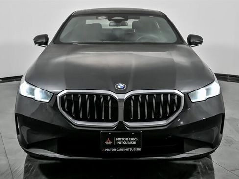 Used 2024 BMW 530i xDrive 530i xDrive w/ M Sport Package image 4