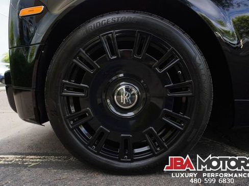 Used 2005 Rolls-Royce Phantom Sedan image 25